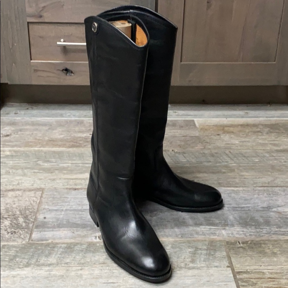 Frye Melissa Button 2 Riding Boots 9 B